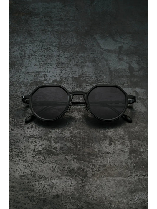 Capote - CX696 Black Matte djb