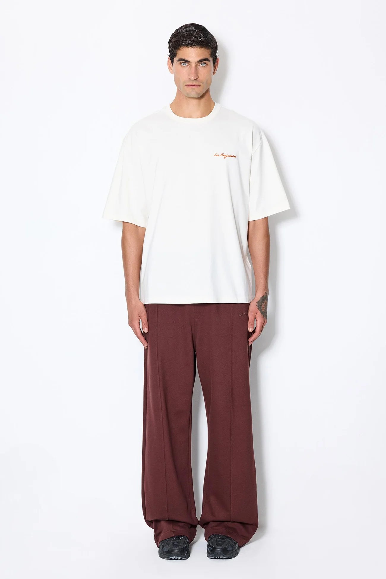 Les Benjamins - Square Print Tee Co