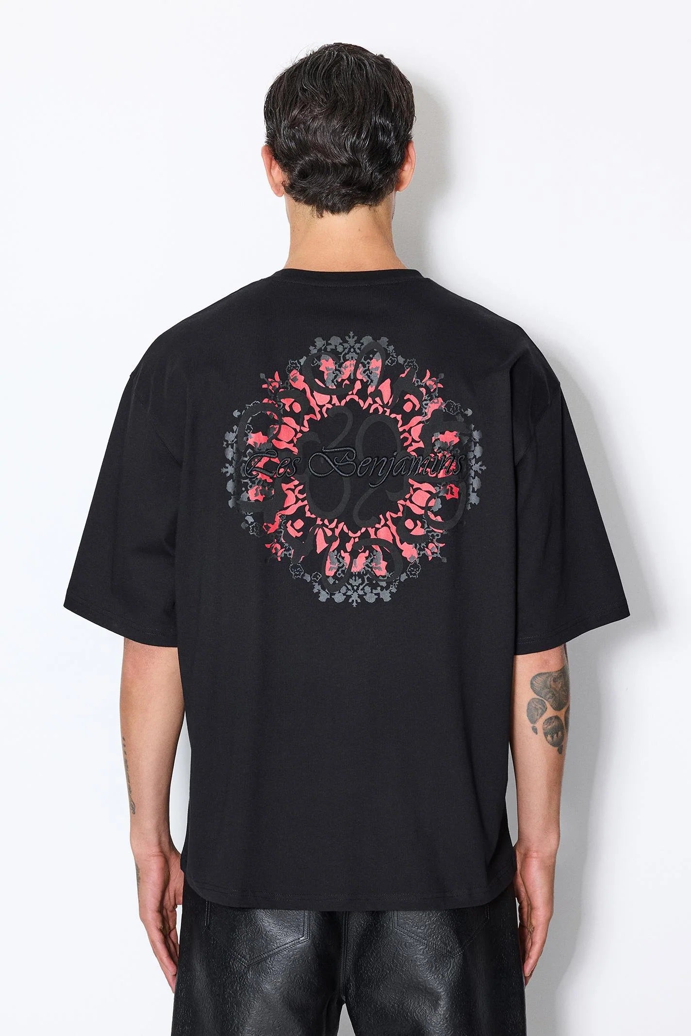 Les Benjamins - Embroidery Tee Co