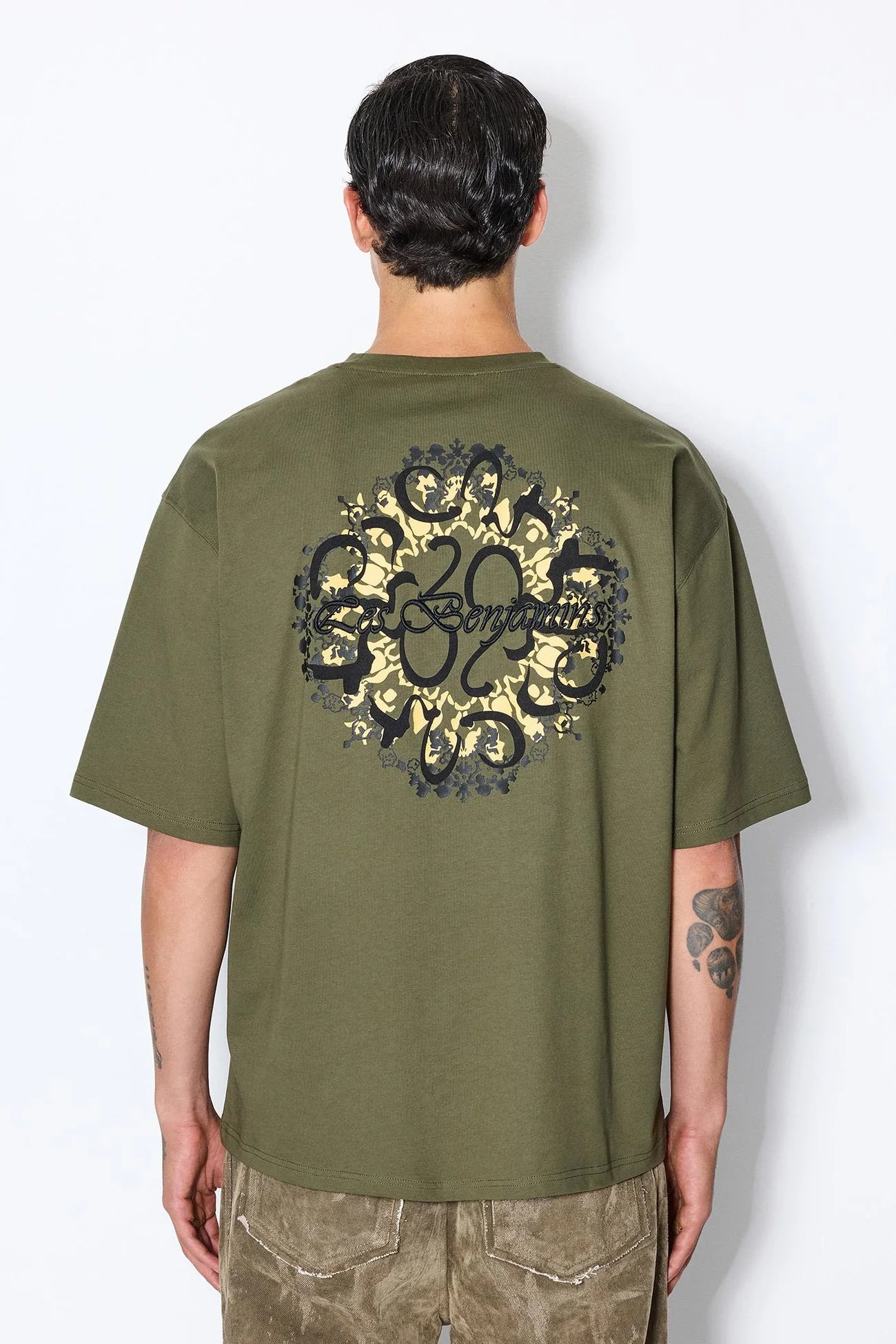 Les Benjamins - Embroidery Tee Co