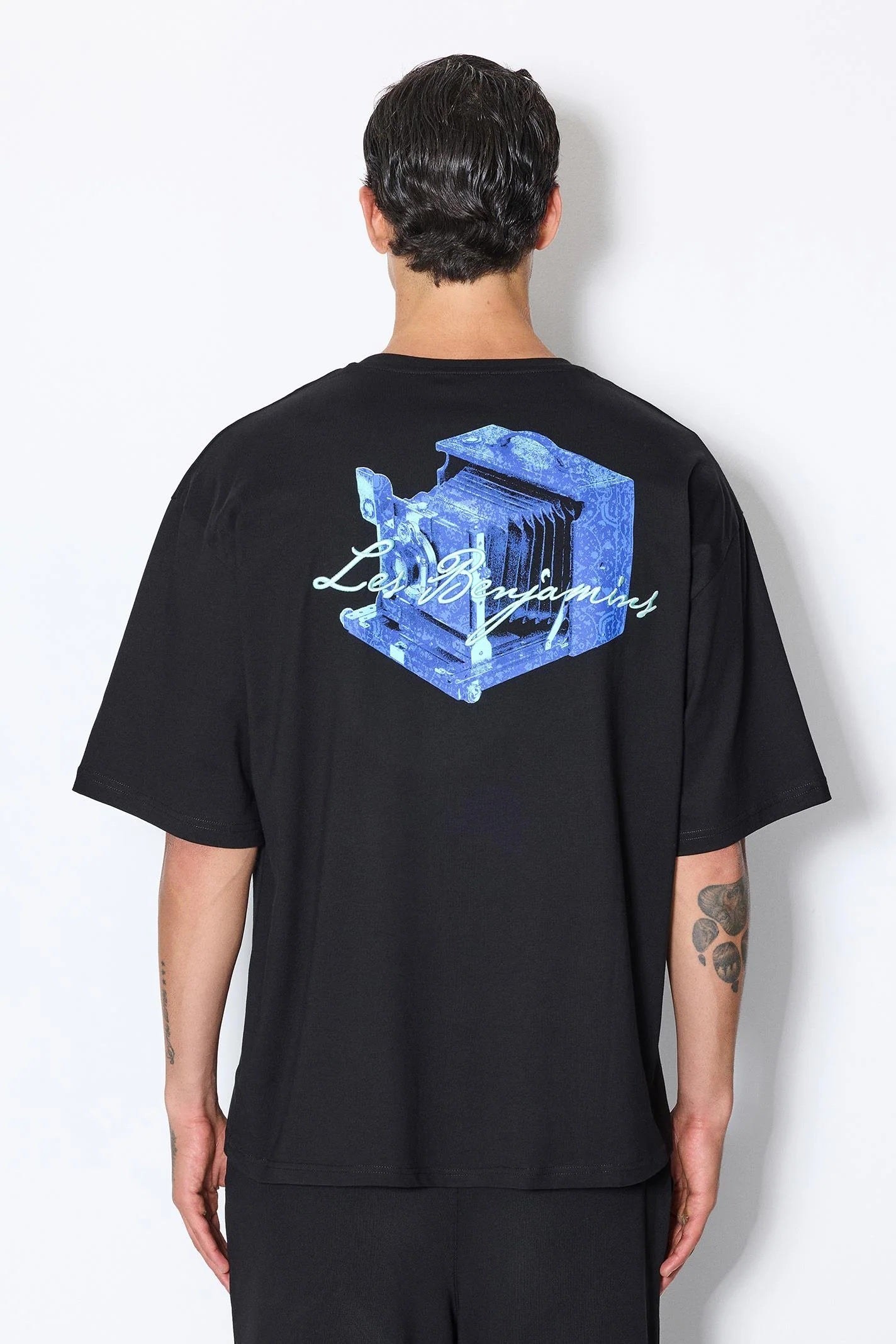Les Benjamins - Camera Print Tee Co