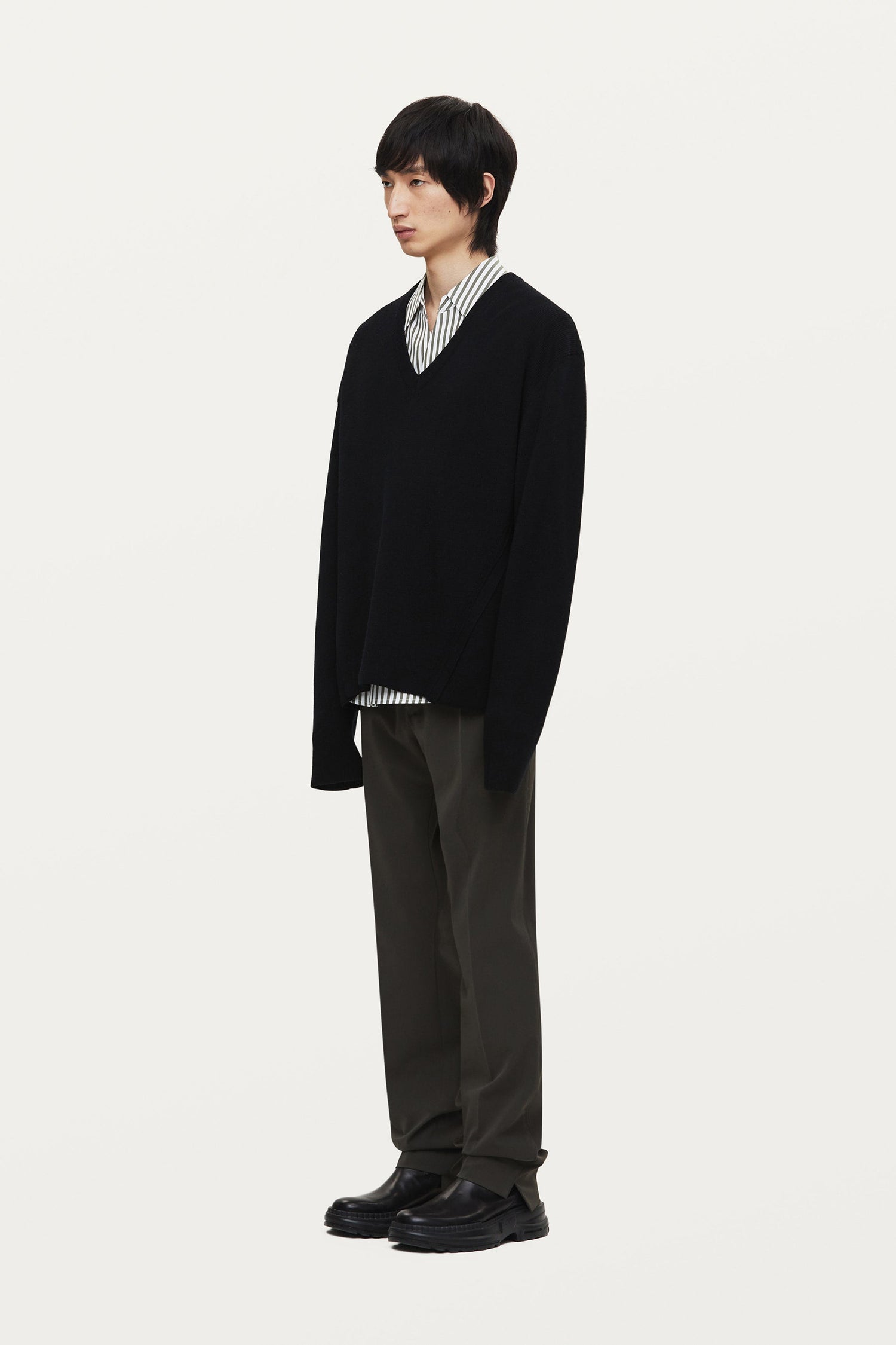 Solid Homme - V-neck Sweater Knitwear & Cardigans Solid Homme 
